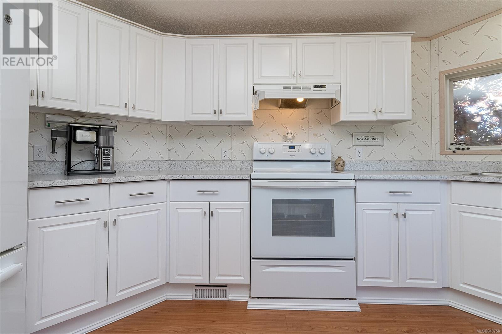 14 7109 West Coast Rd
