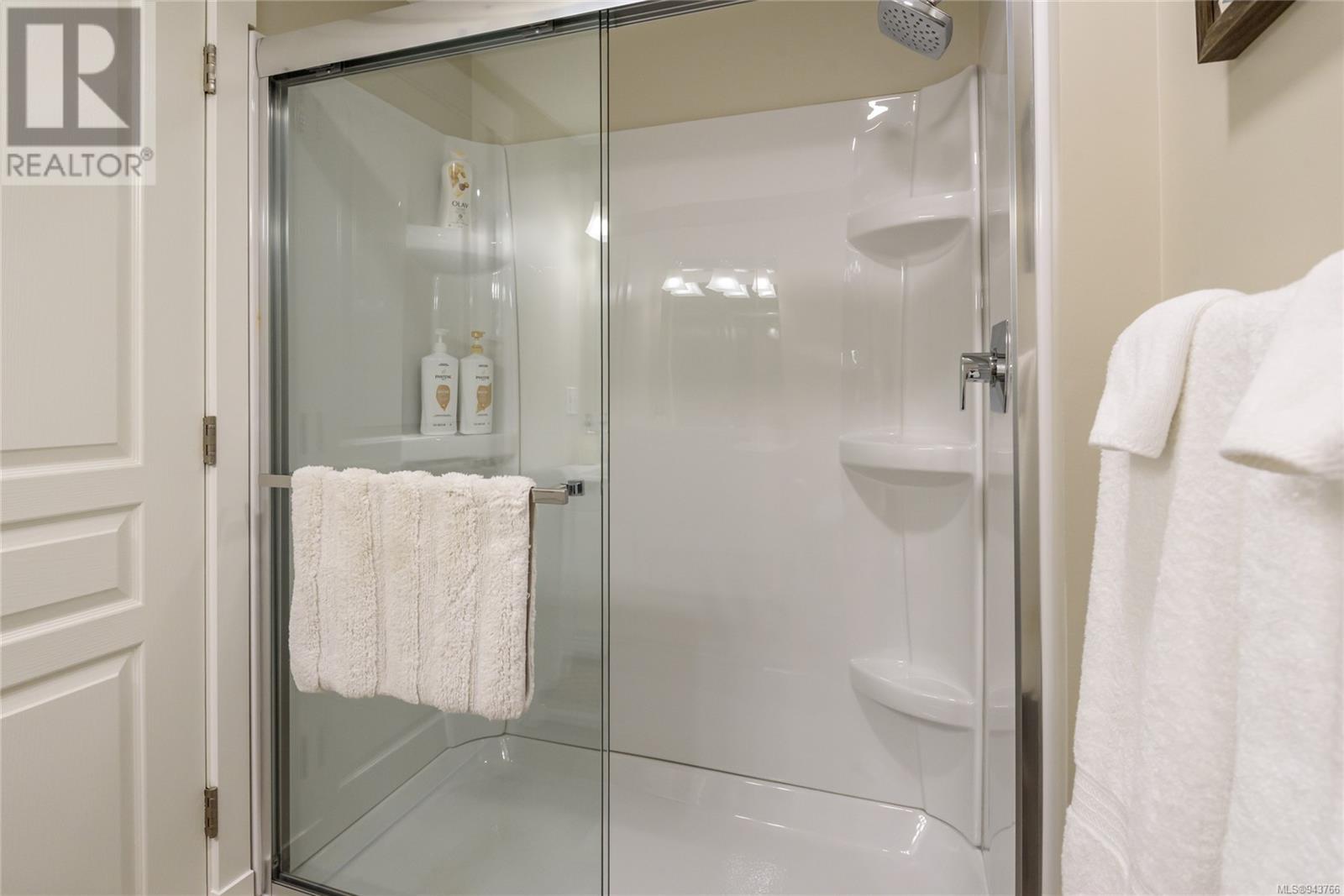 212 1290 Alpine Rd, #212