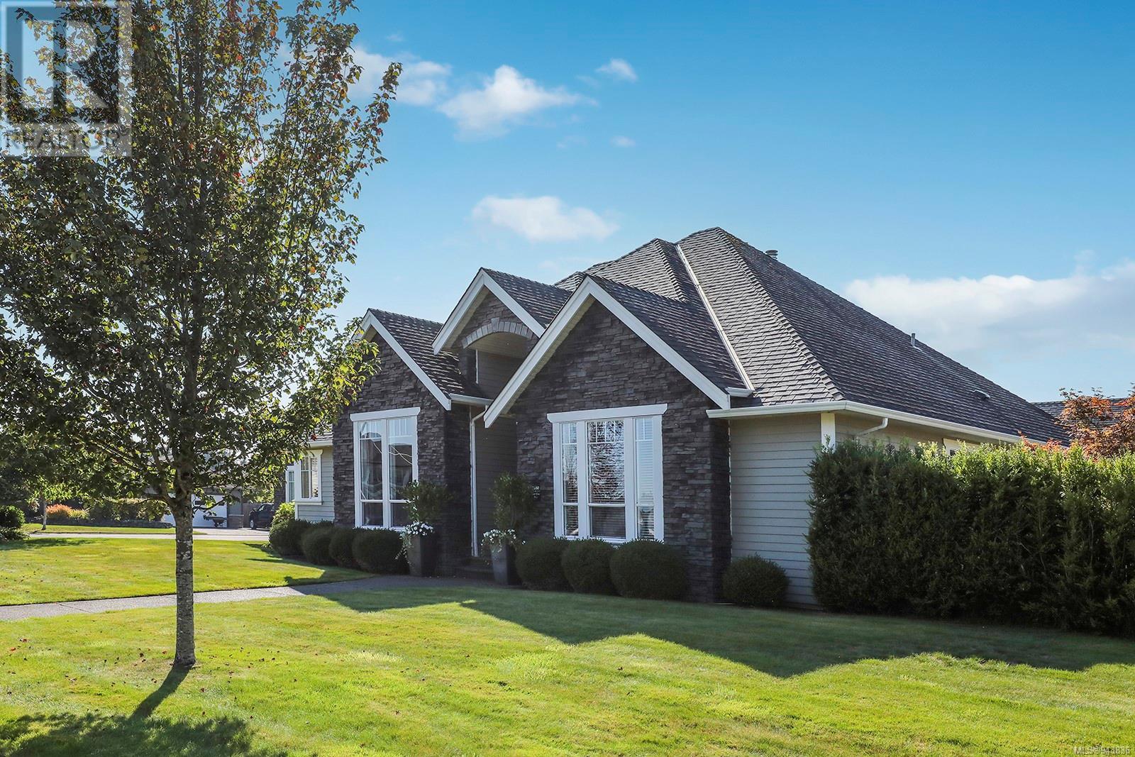 2160 Forest Grove Dr