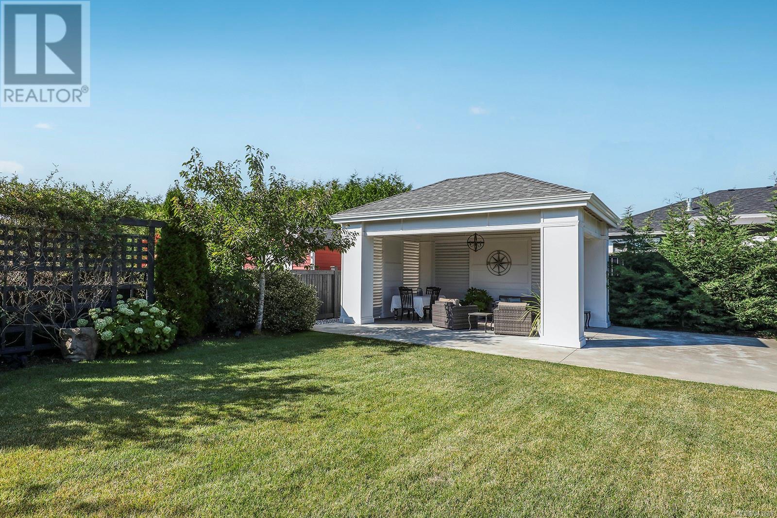 2160 Forest Grove Dr