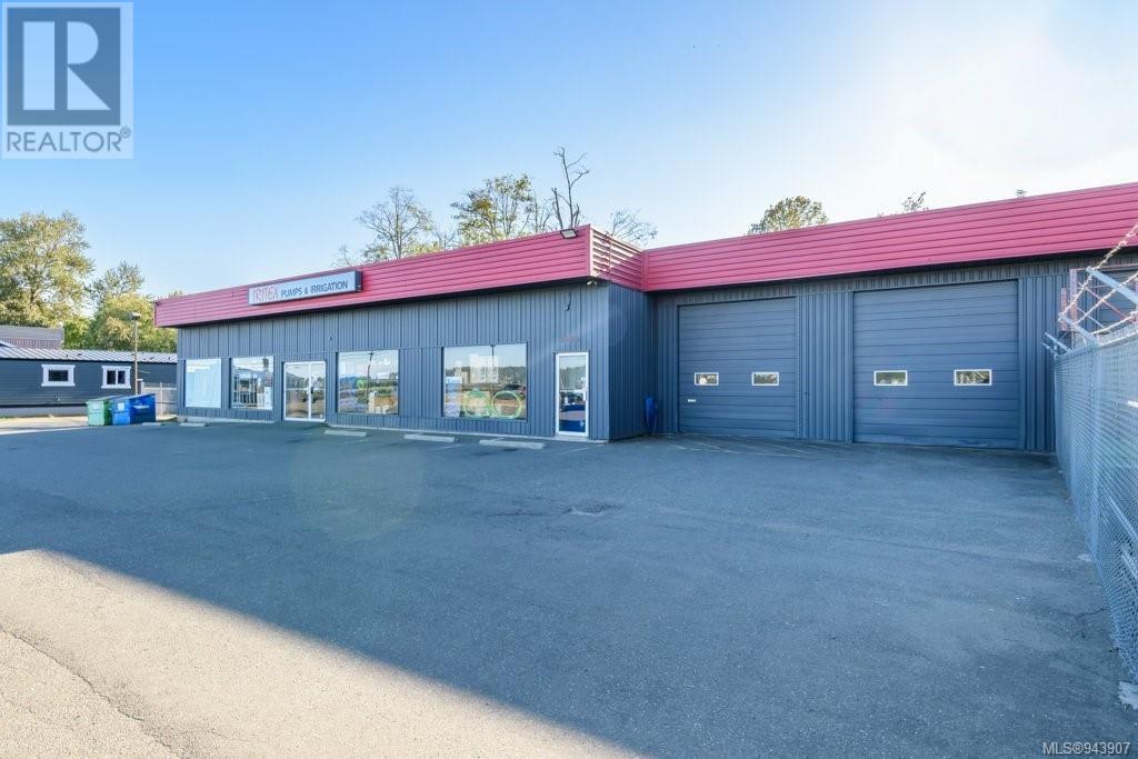 1325 Comox Rd