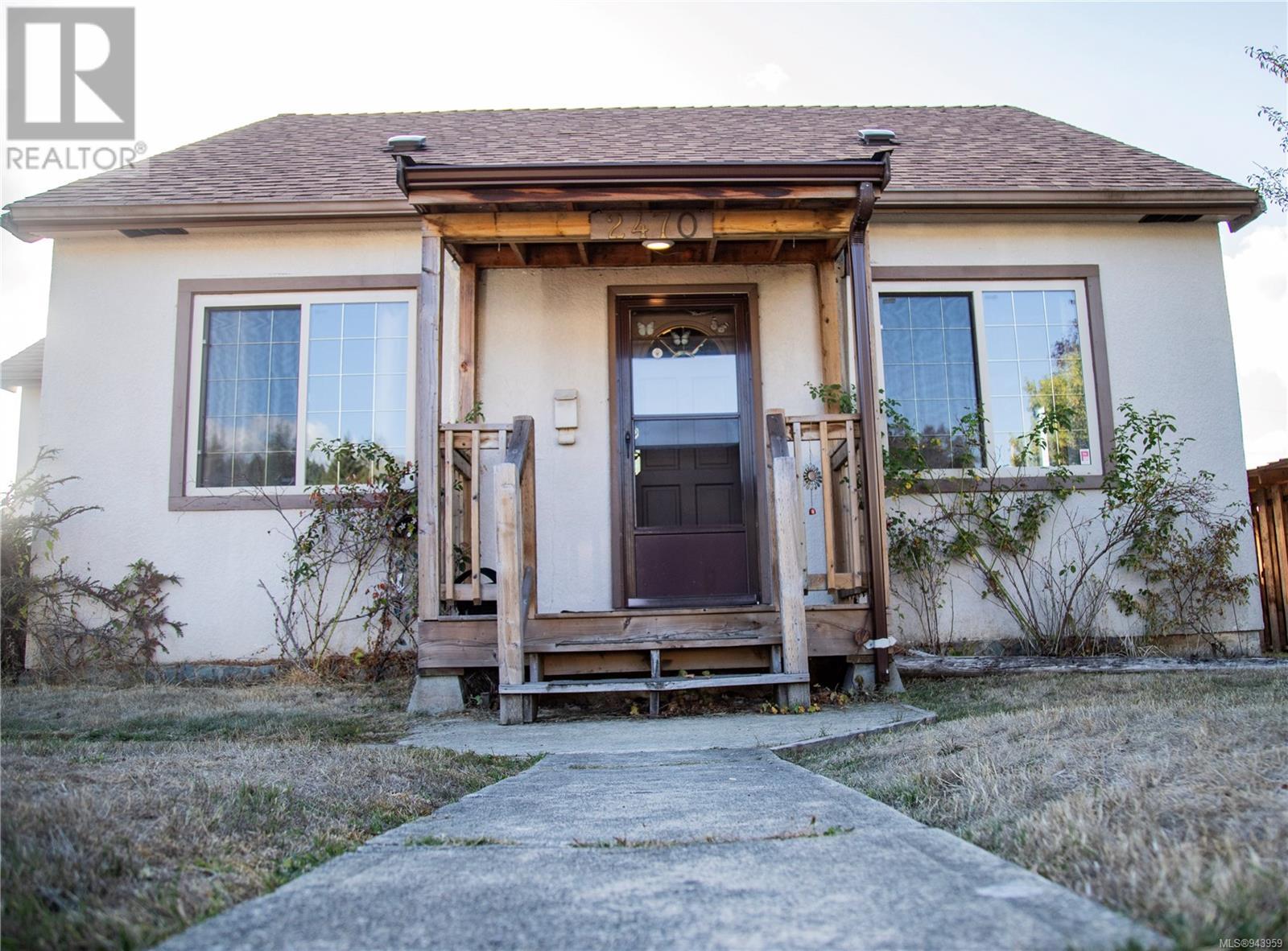 2470 10th Ave