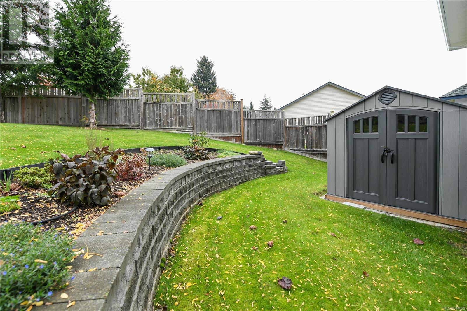 1741 Sparrow Pl