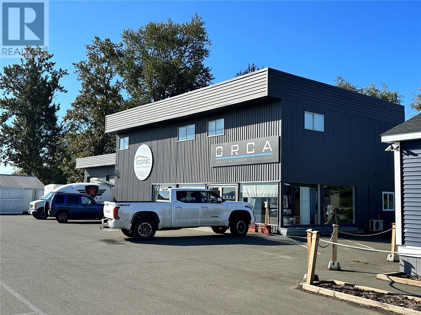 1355 Comox Rd