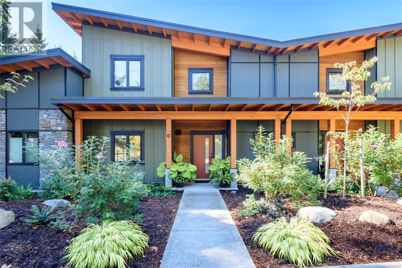 C 221 Glacier View Dr, #C