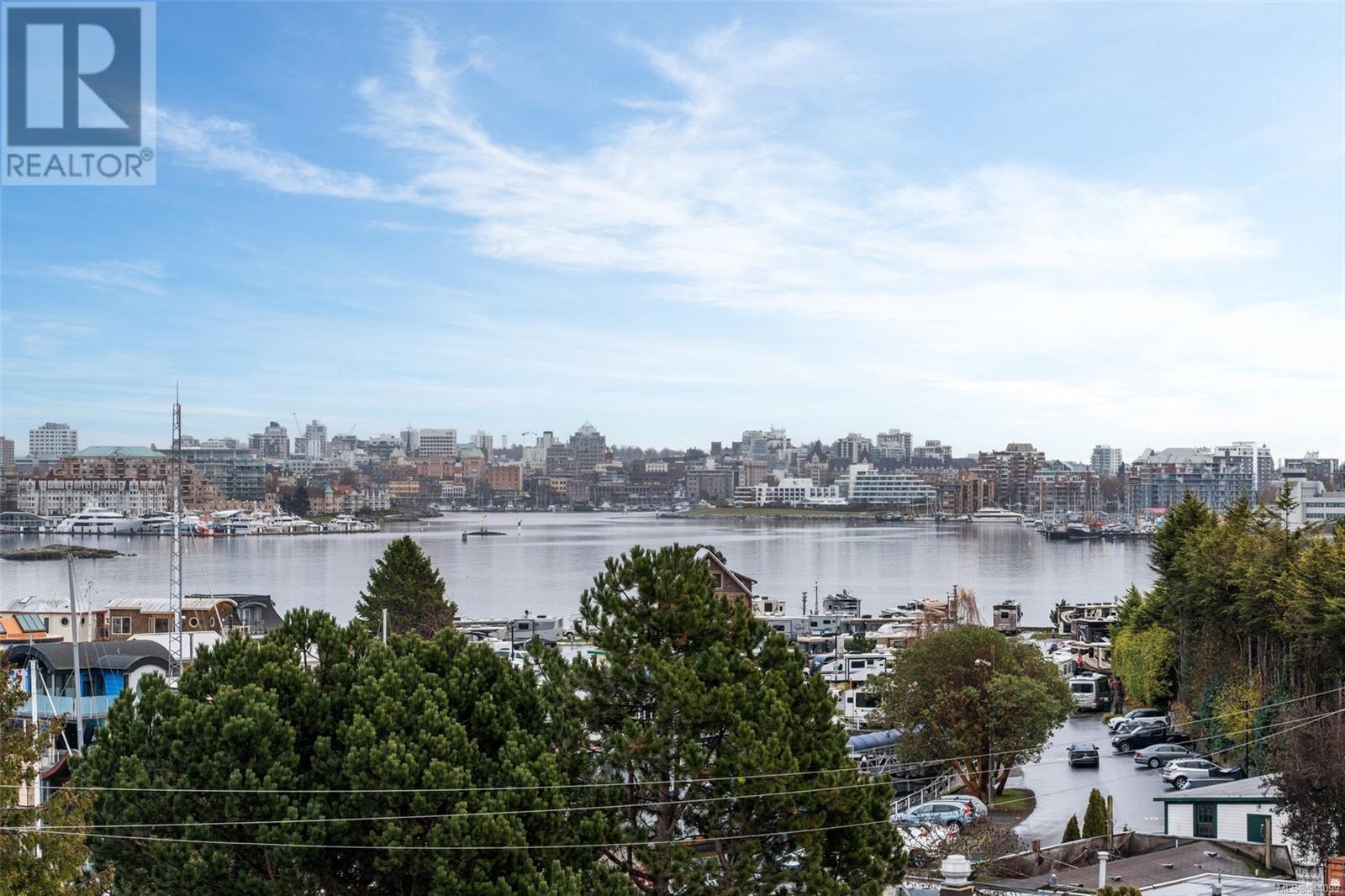 407 916 Lyall St, #407