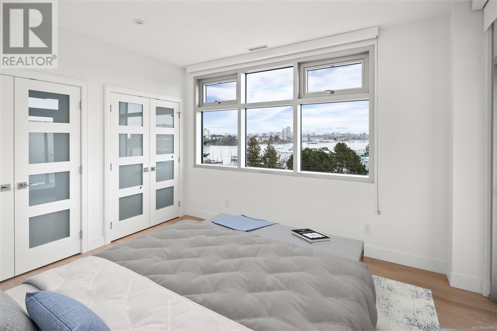 407 916 Lyall St, #407