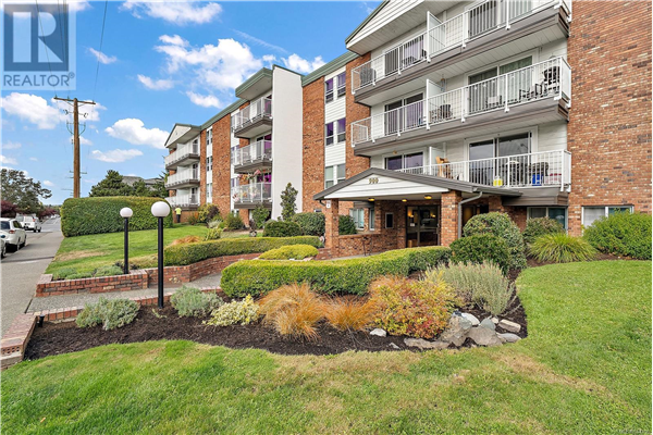 302 900 Tolmie Ave, Saanich