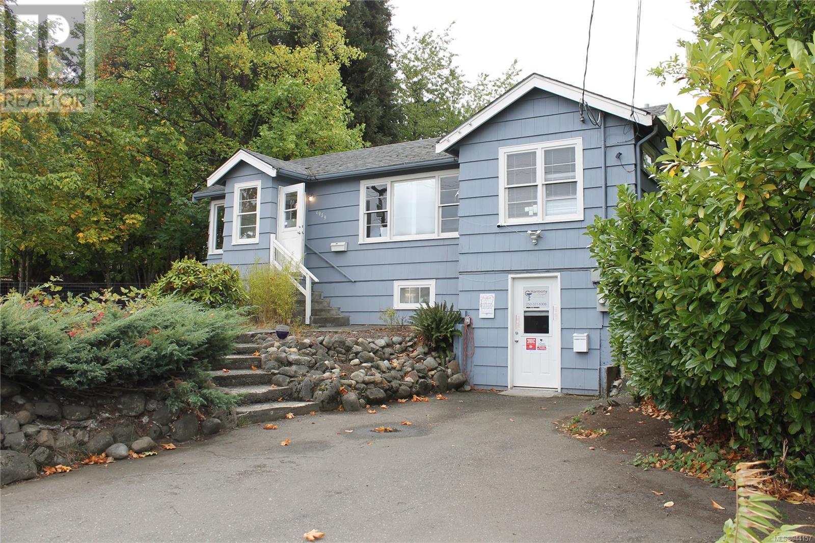 1959 Cliffe Ave