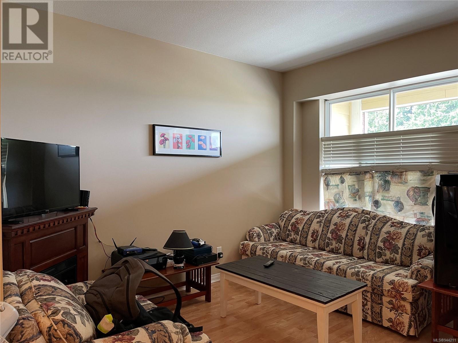 202 5262 Argyle St, #202