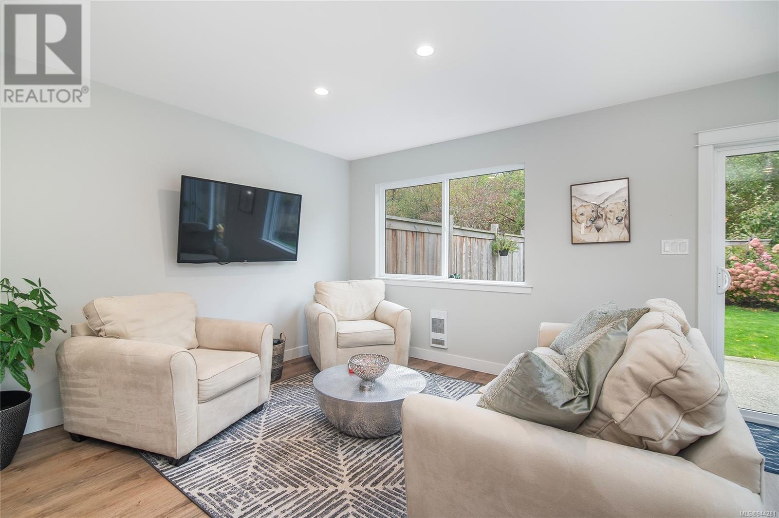 D 336 Petersen Rd, #D