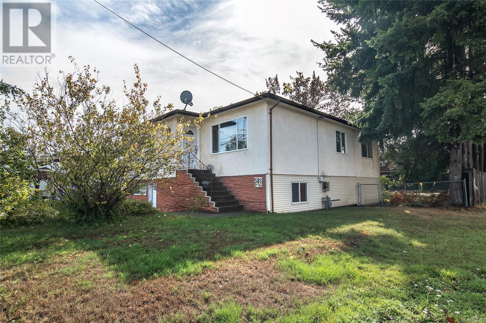 581 6th Ave