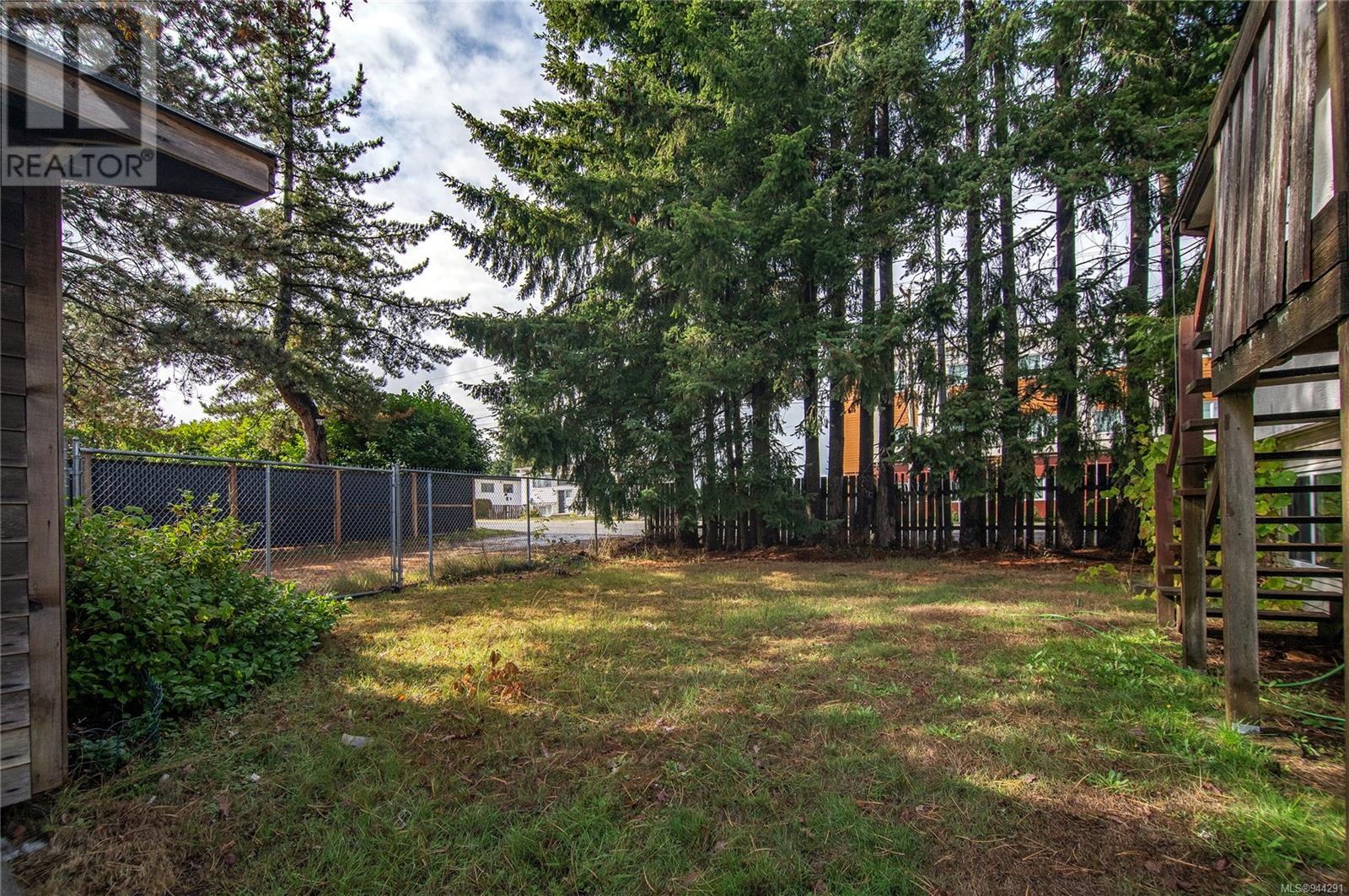 581 6th Ave