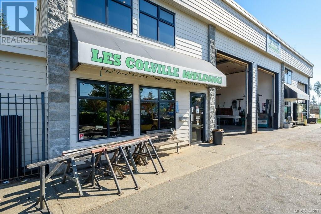 E 4644 Madrona Pl, #E