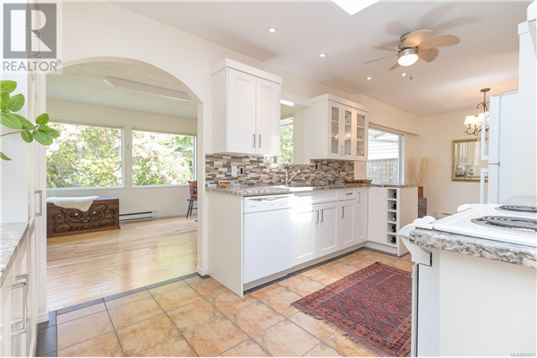 1591 Whiffin Spit Rd, Sooke