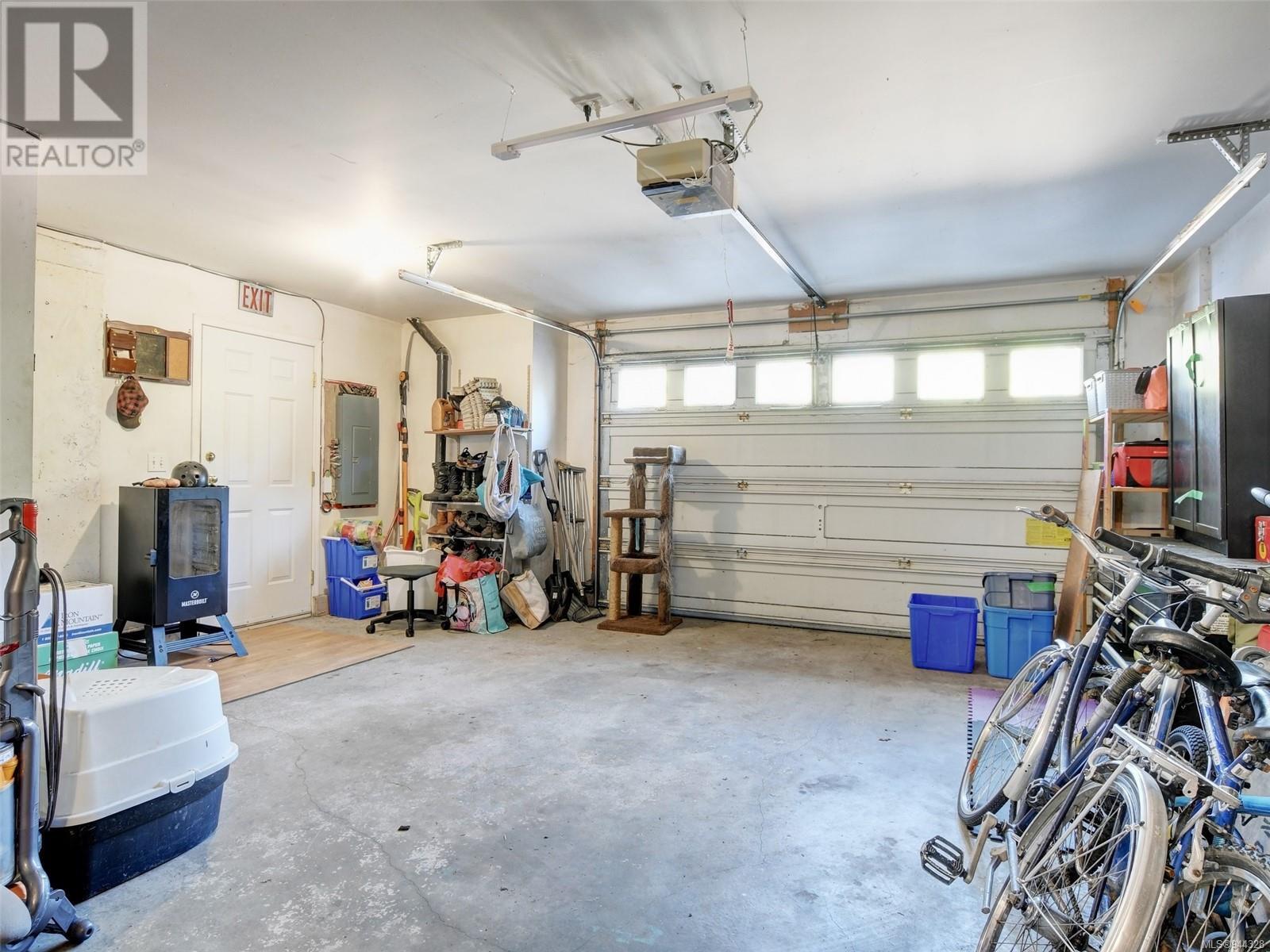 2436 Otter Point Rd