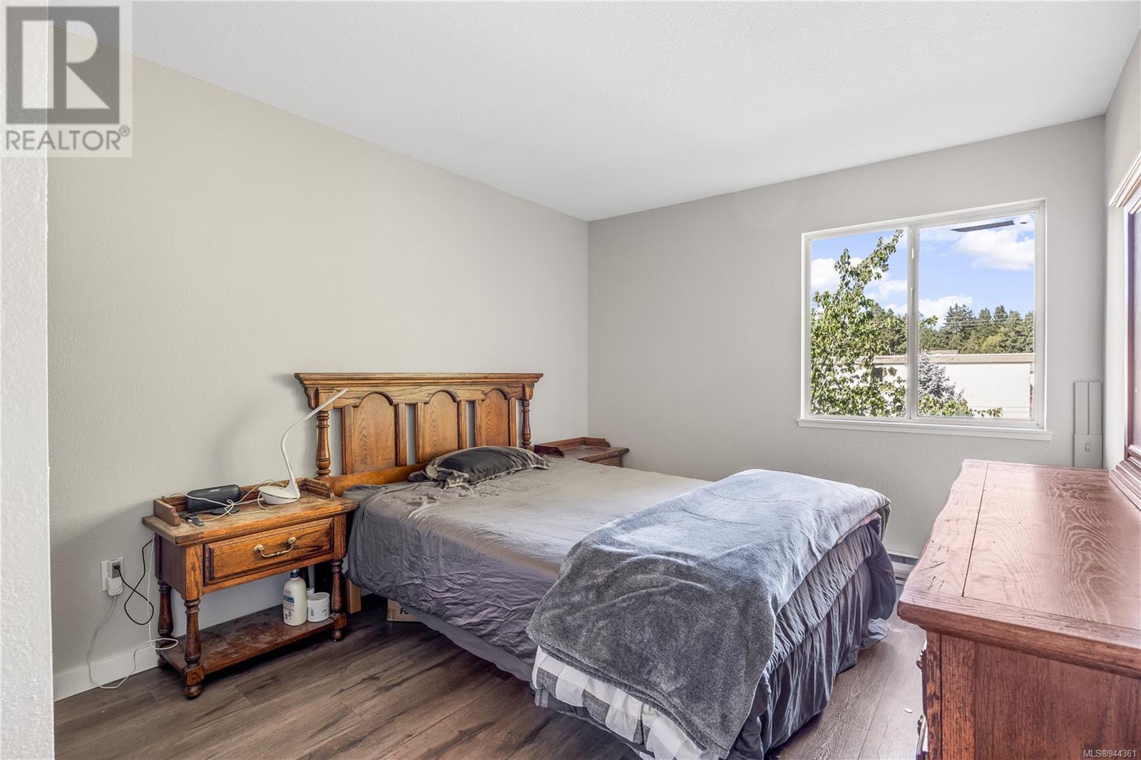 409 1050 Braidwood Rd, #409