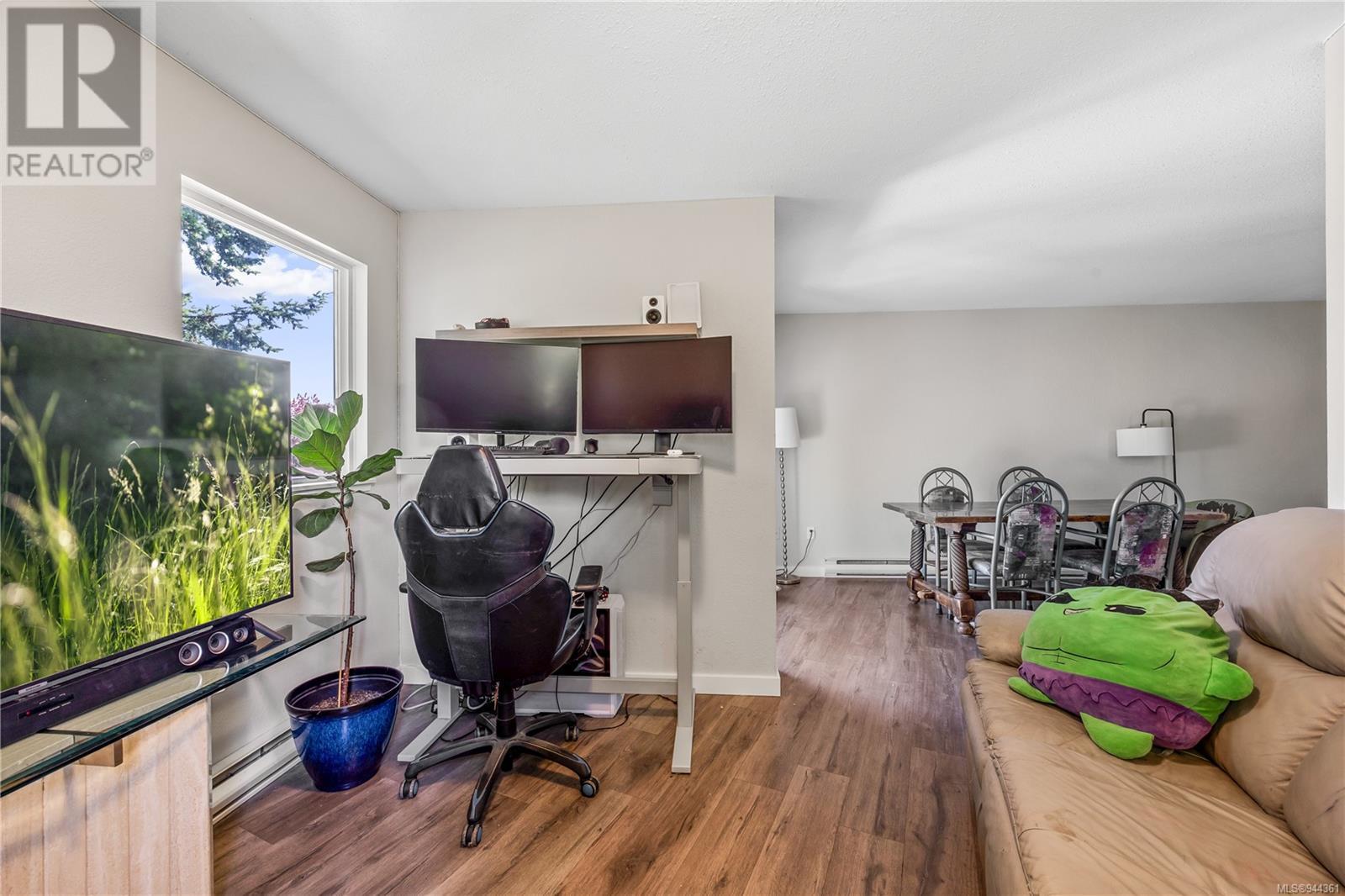409 1050 Braidwood Rd, #409