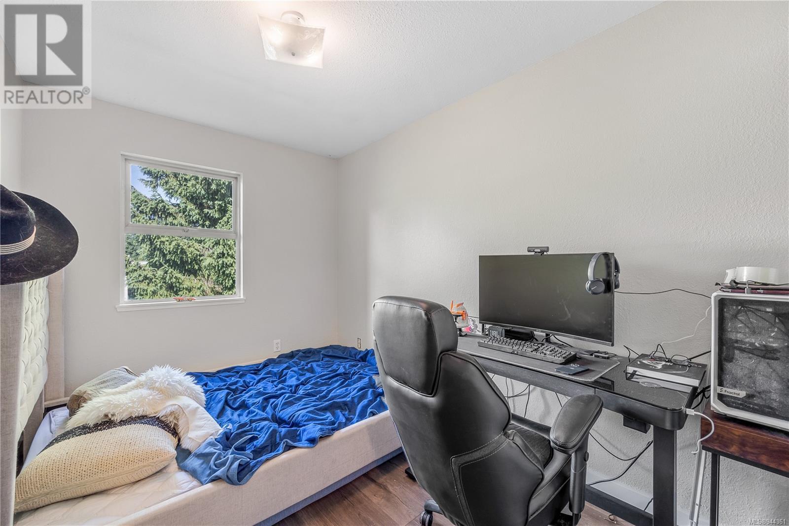 409 1050 Braidwood Rd, #409