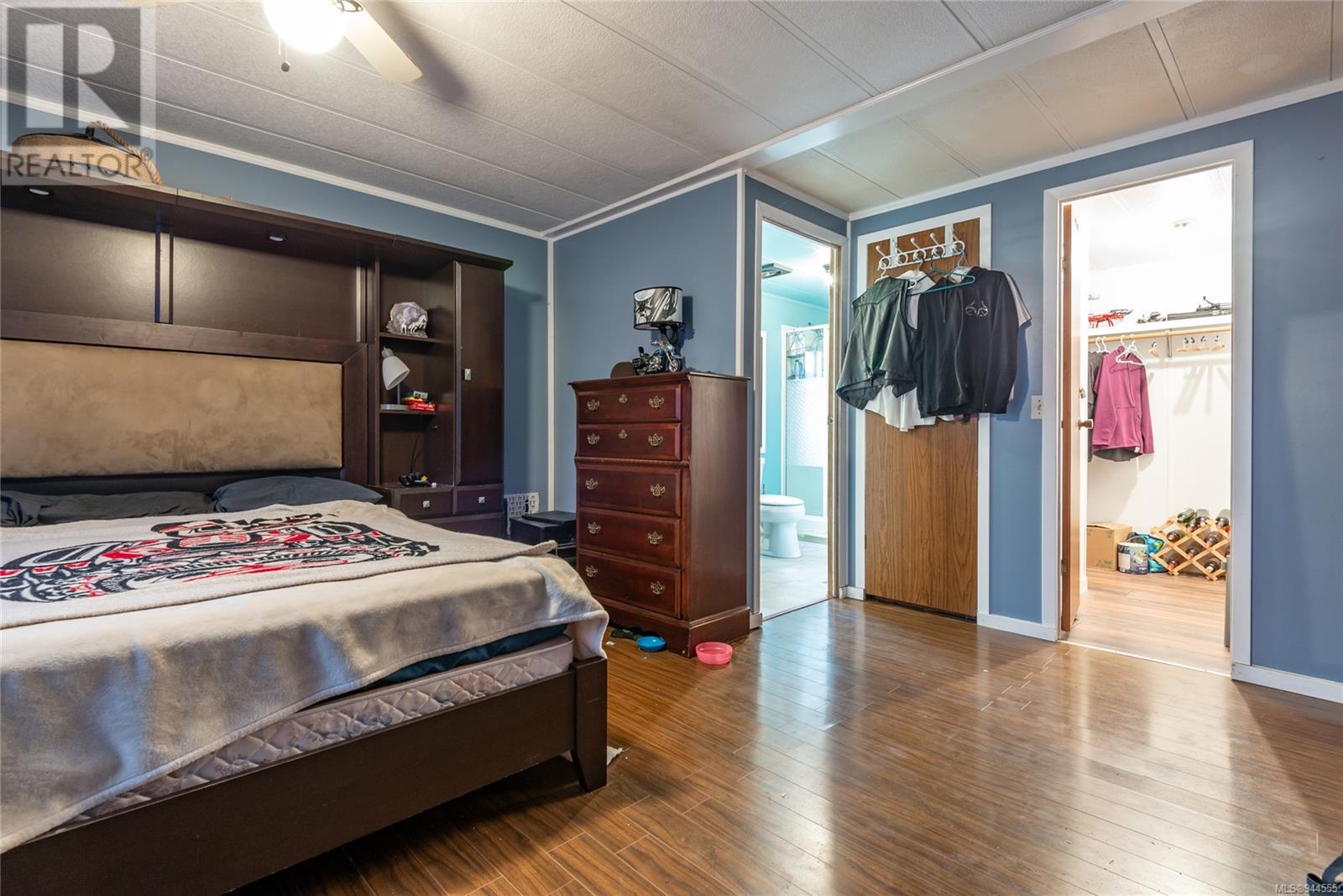 1721 Lynn Rd