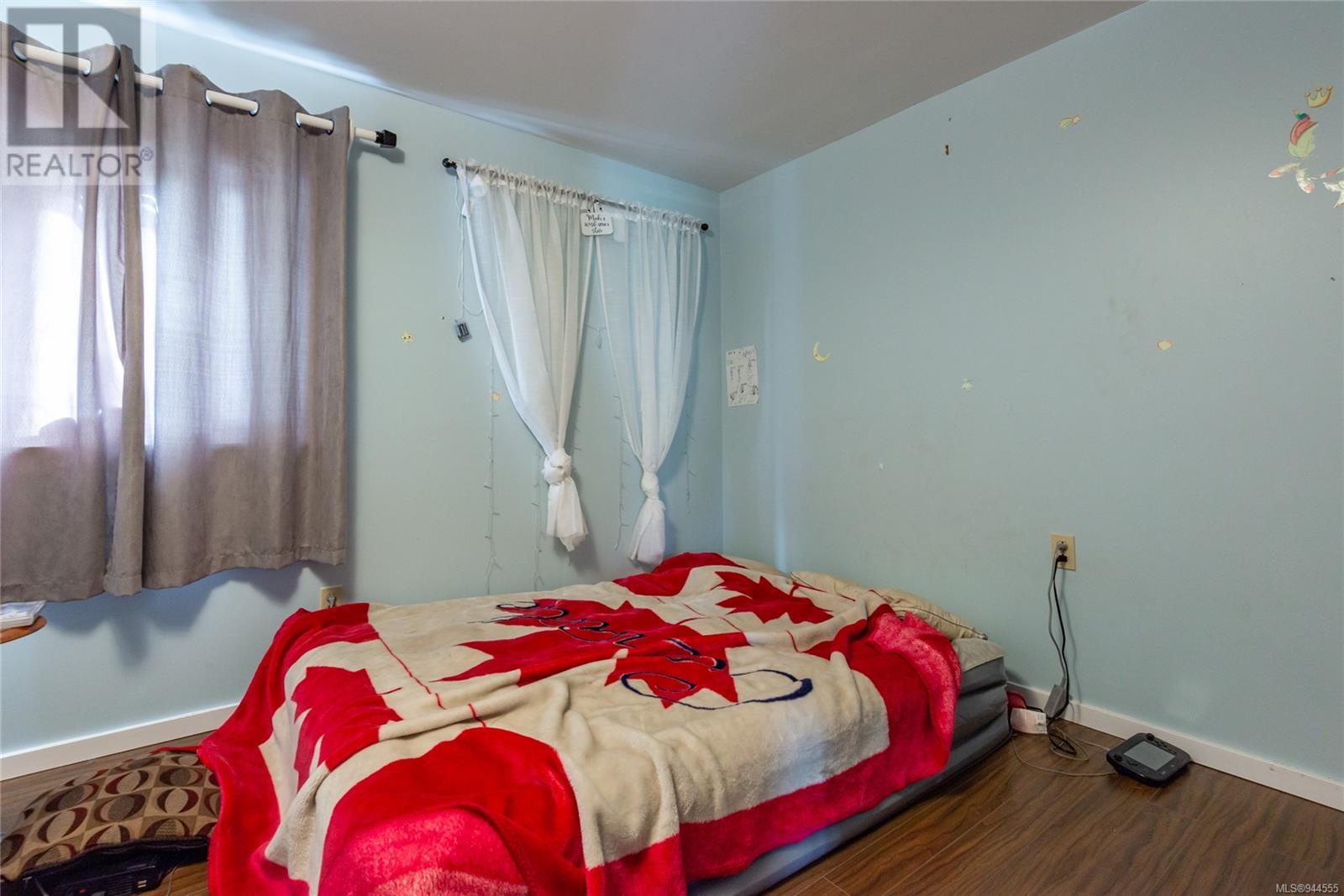 1721 Lynn Rd