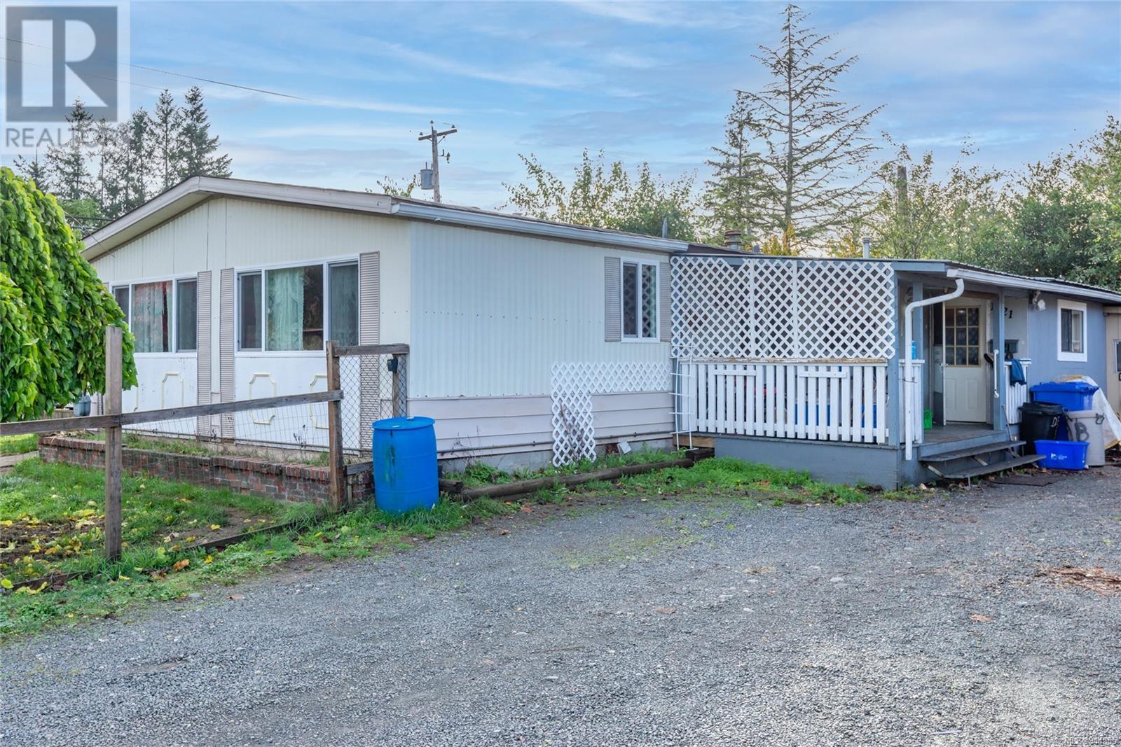 1721 Lynn Rd