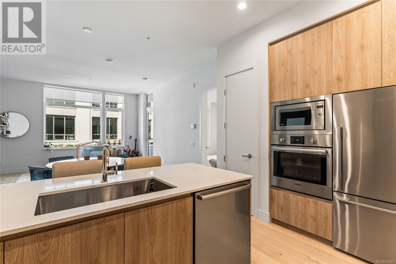 301 501 Park Pl, #301