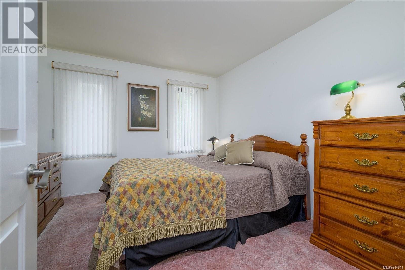 3167 Kentwood Rd