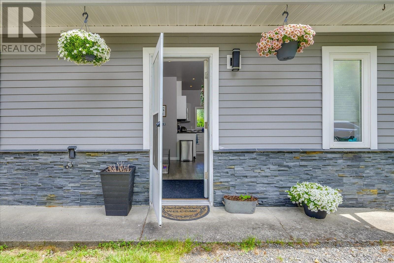 3167 Kentwood Rd