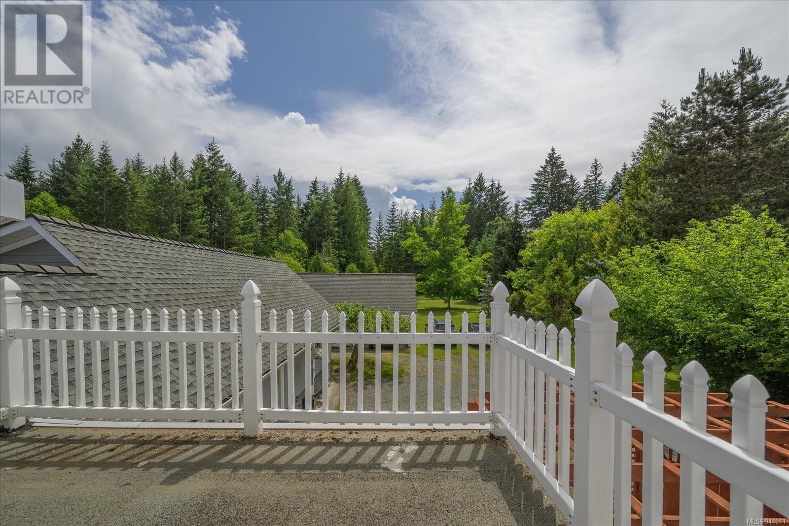 3167 Kentwood Rd