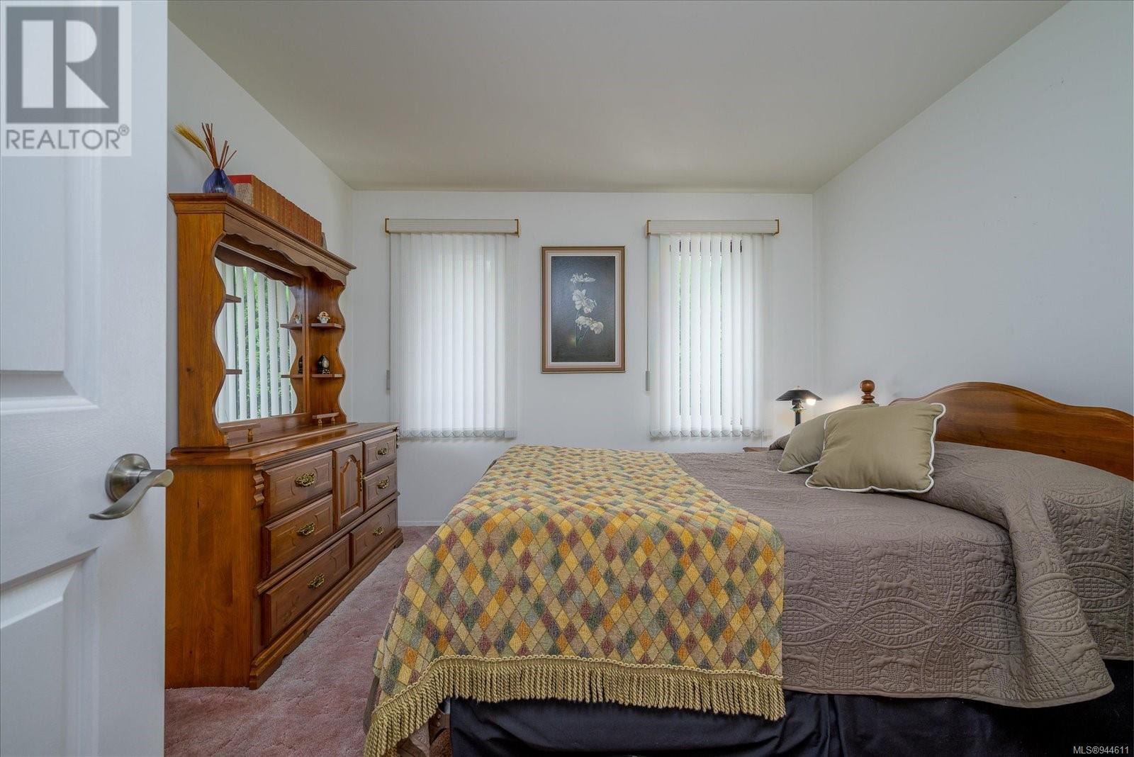 3167 Kentwood Rd