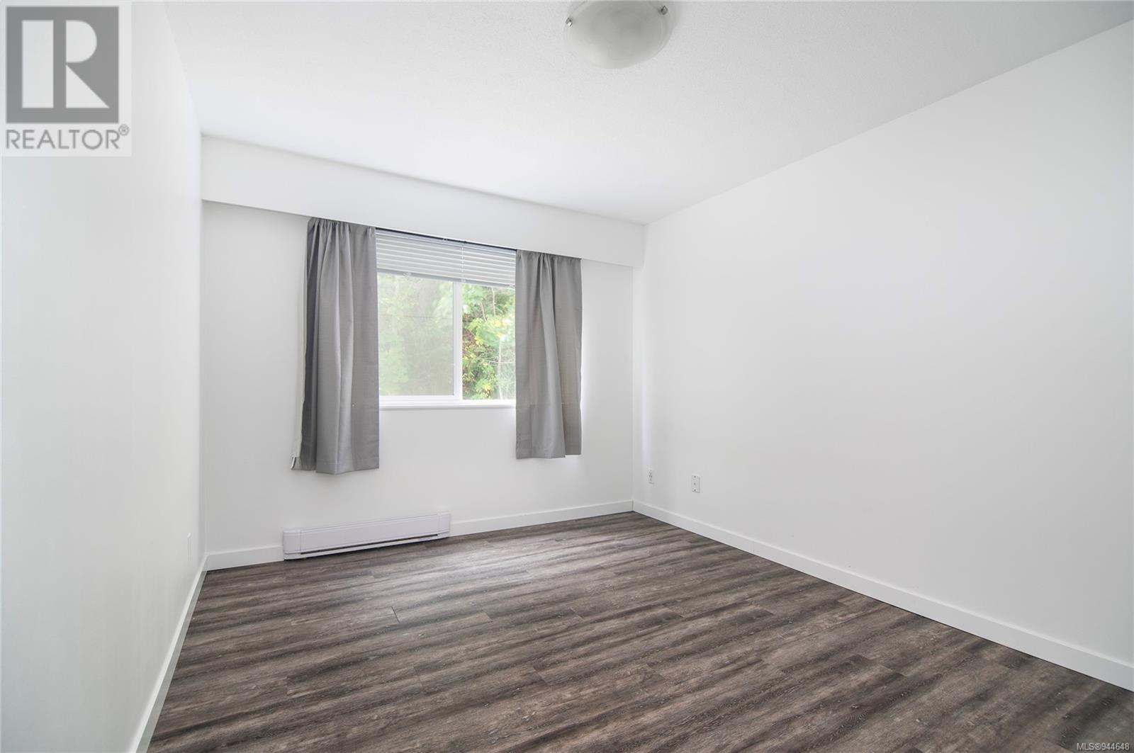 28 940 Island Hwy S, #28
