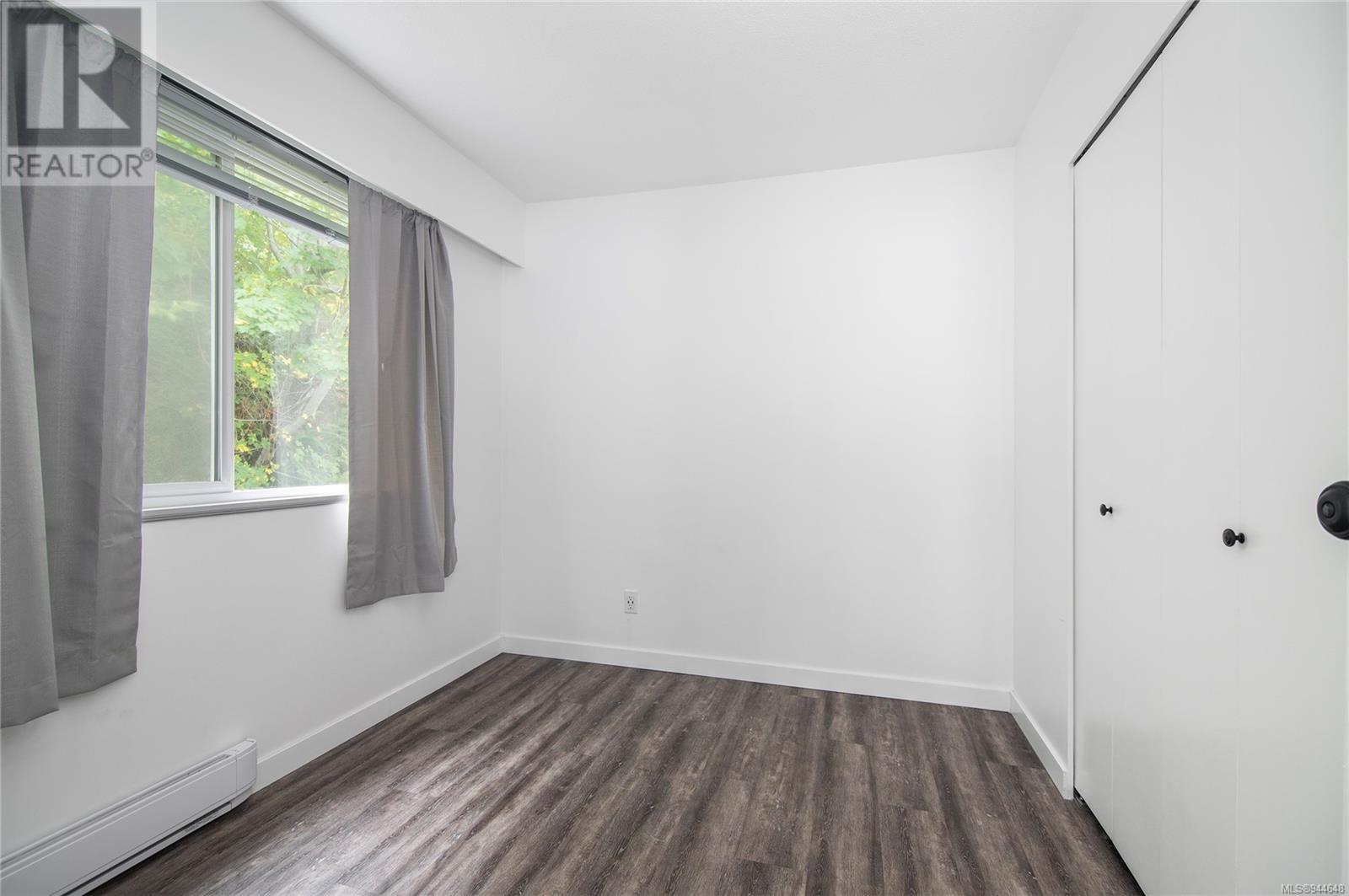 28 940 Island Hwy S, #28