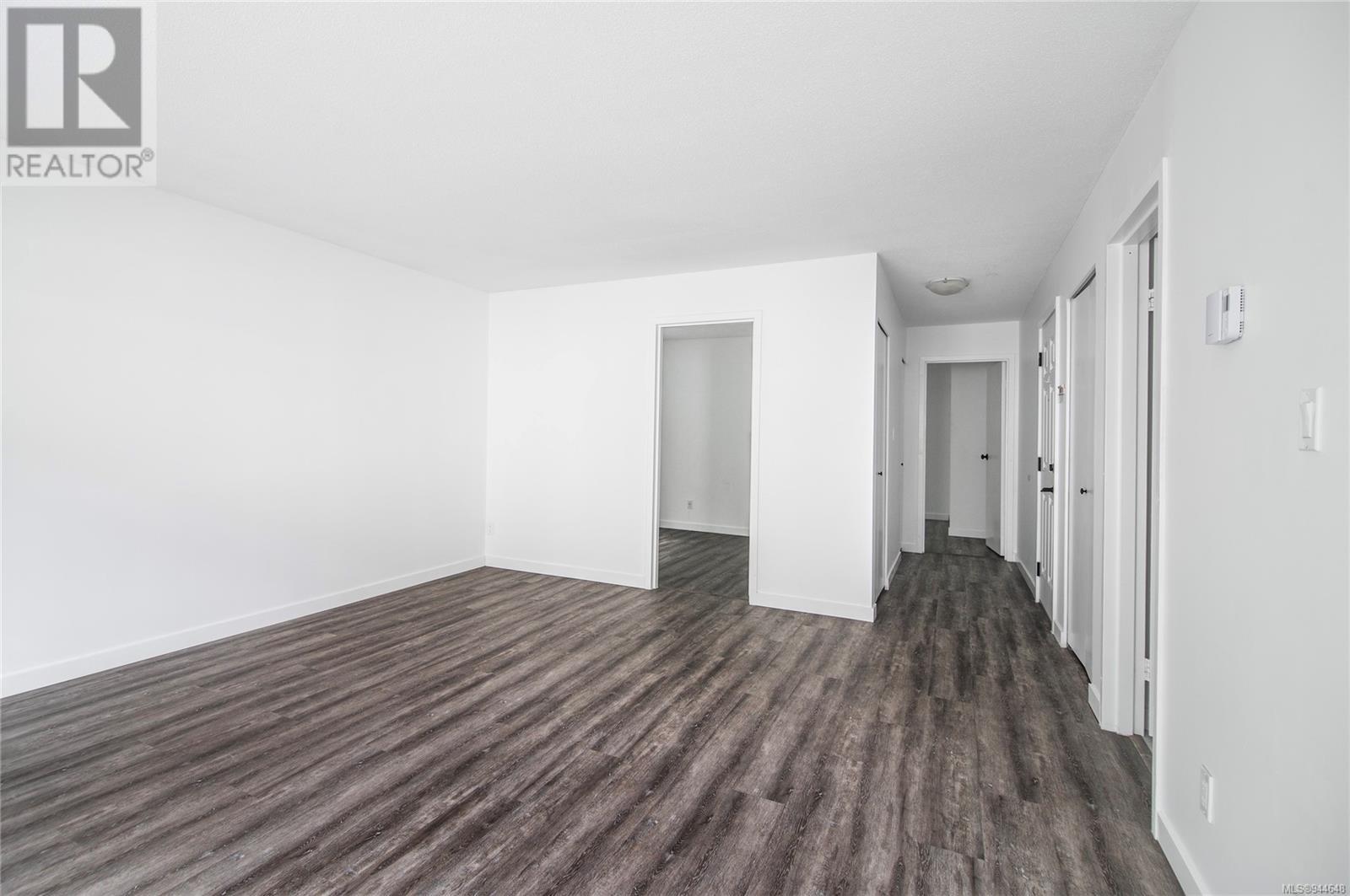 28 940 Island Hwy S, #28