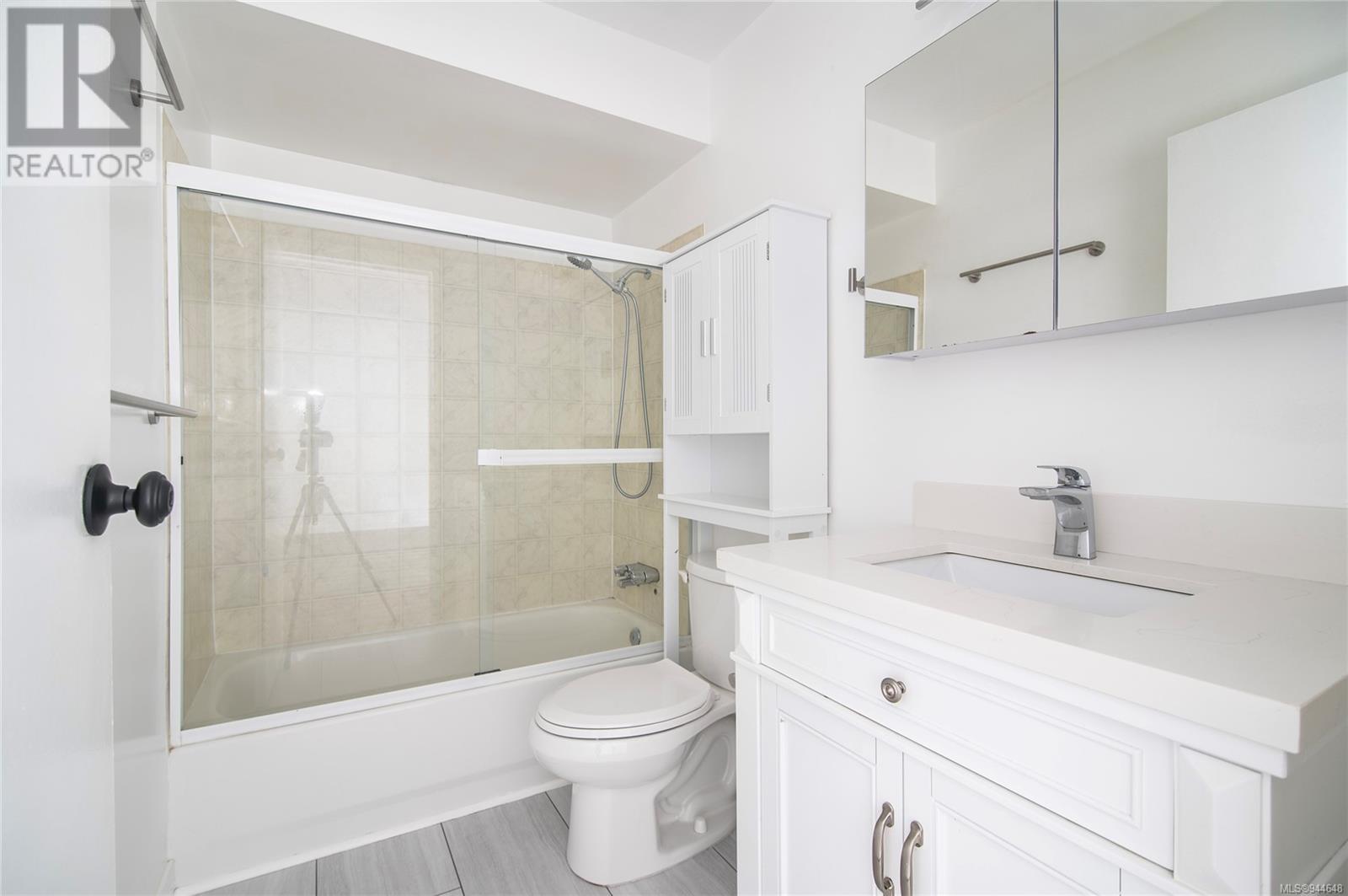 28 940 Island Hwy S, #28