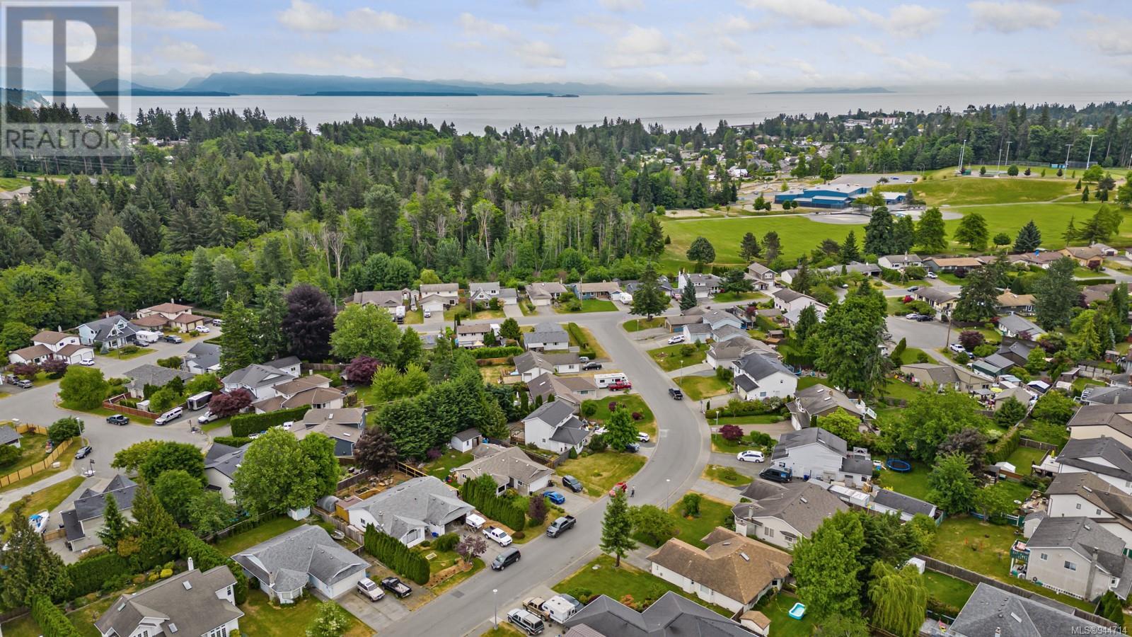 528 Jasmine Cres