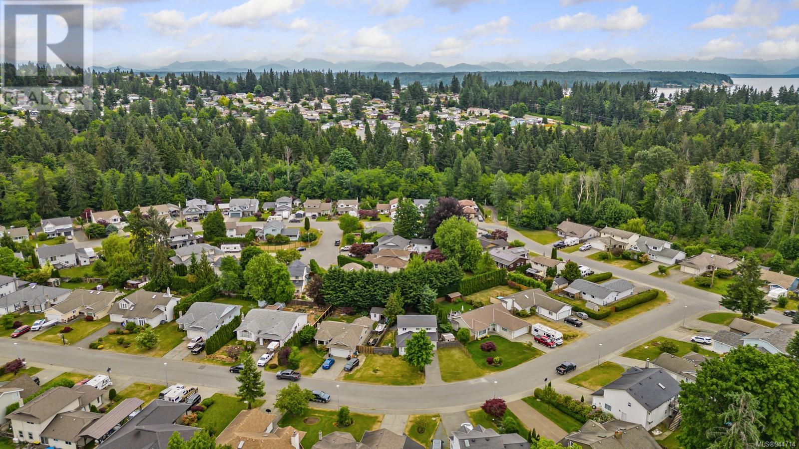 528 Jasmine Cres