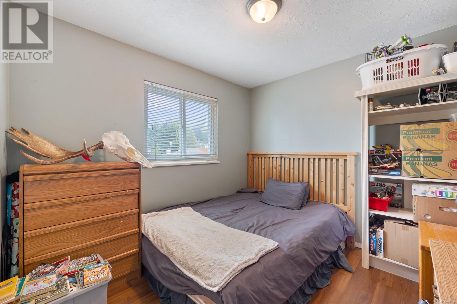 528 Jasmine Cres
