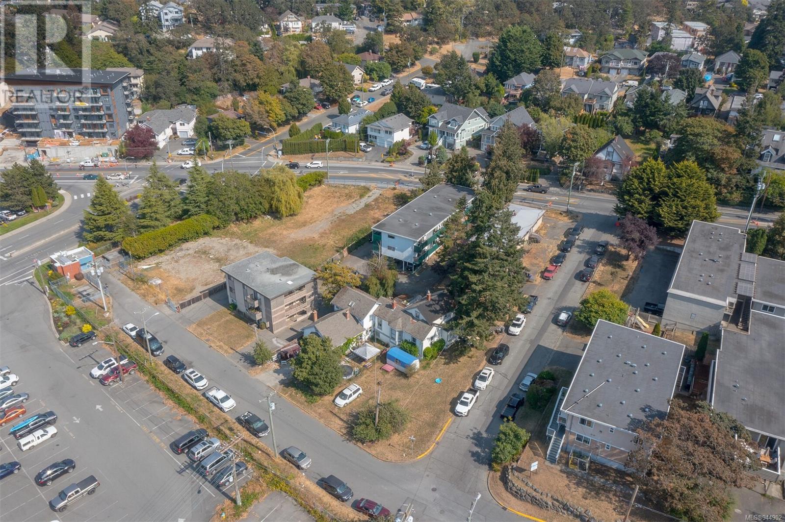 656 Admirals Rd