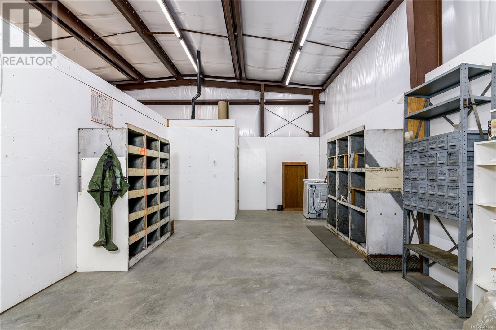 7070 Maple Park Terr
