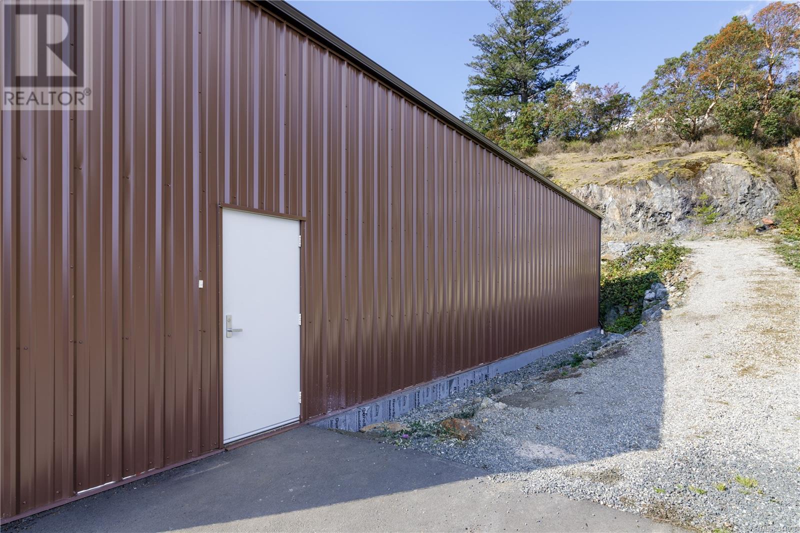 7070 Maple Park Terr