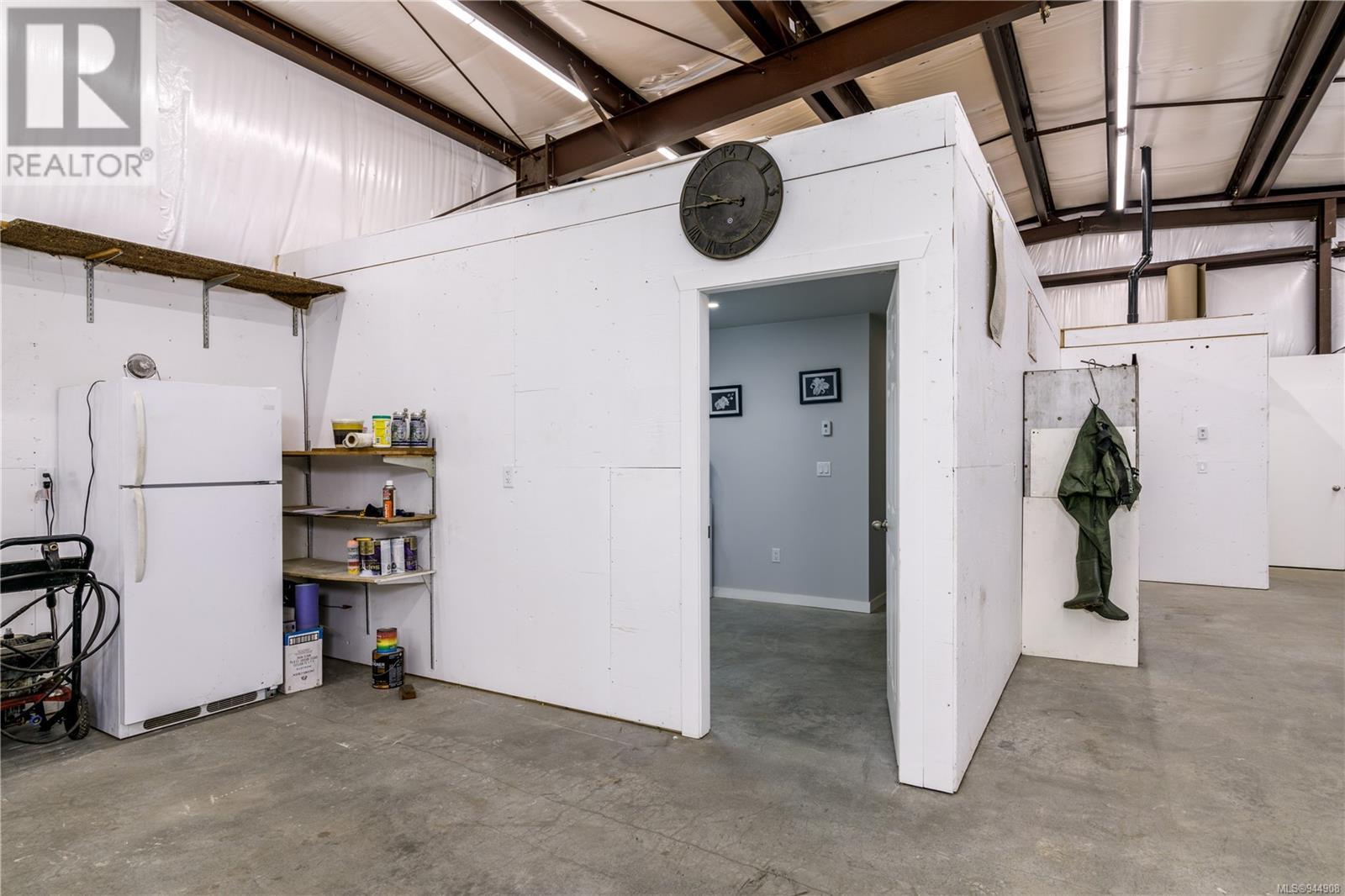 7070 Maple Park Terr