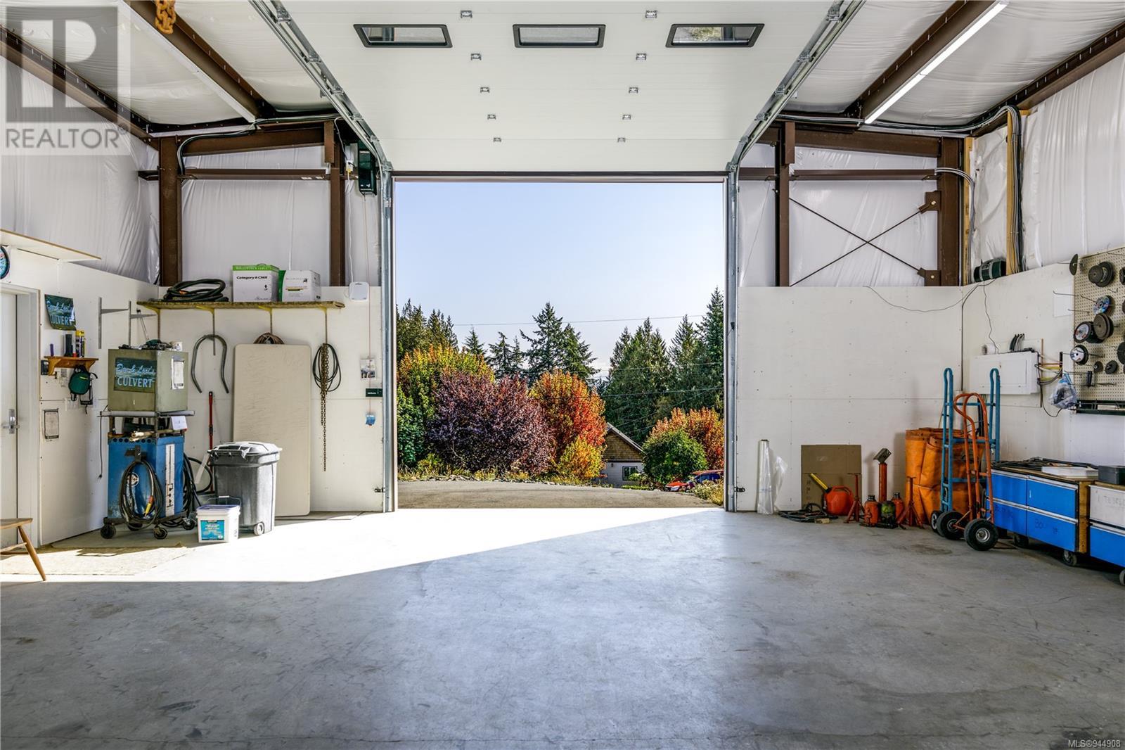 7070 Maple Park Terr