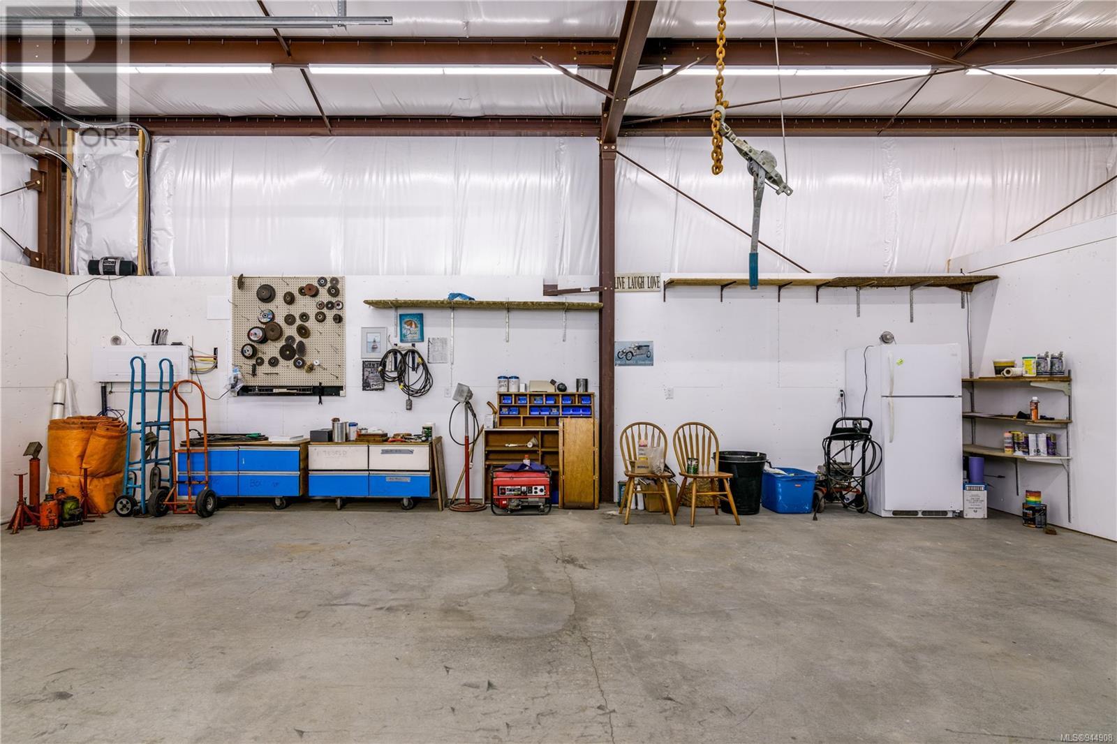 7070 Maple Park Terr