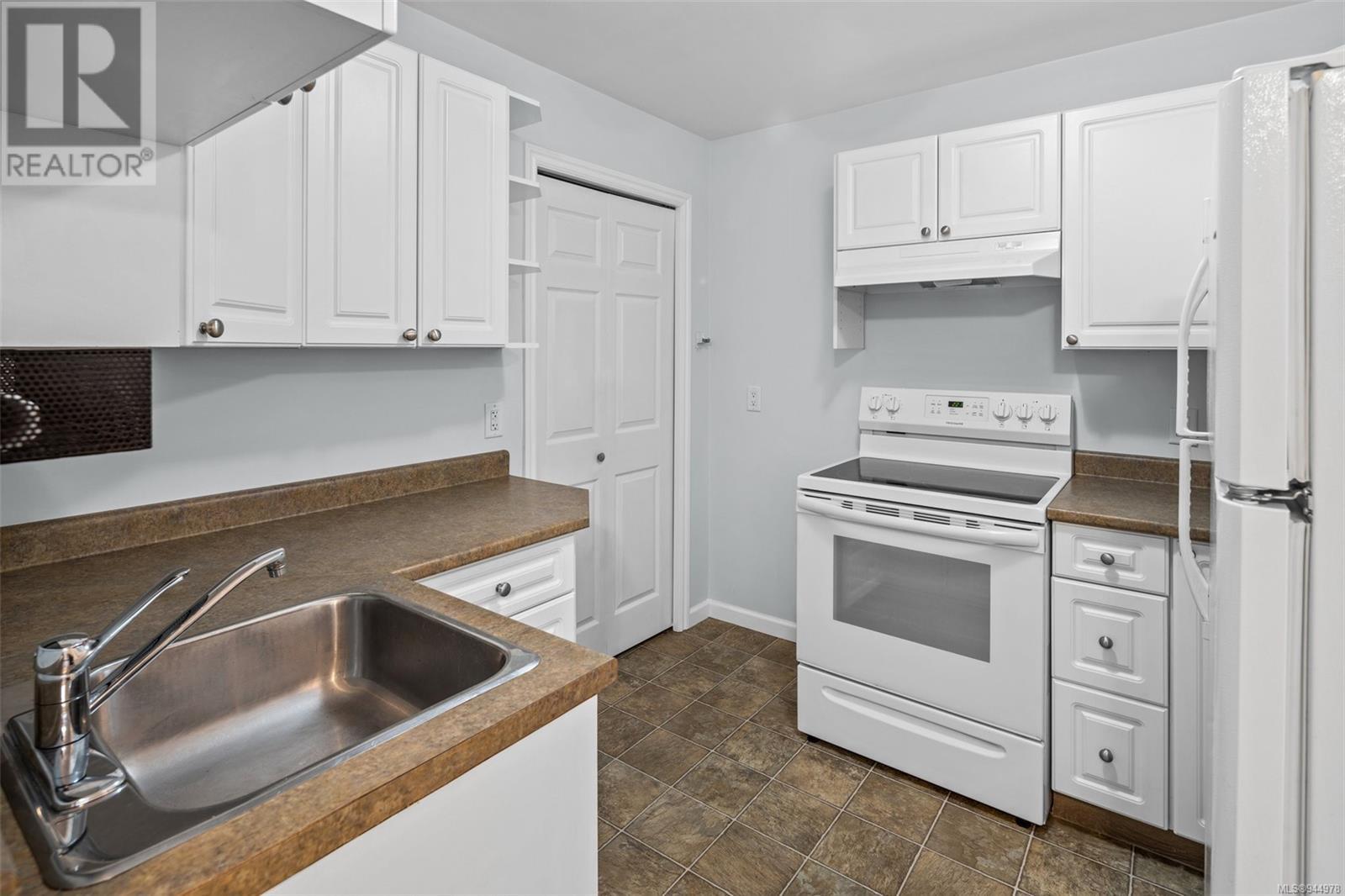 2523 Westview Terr