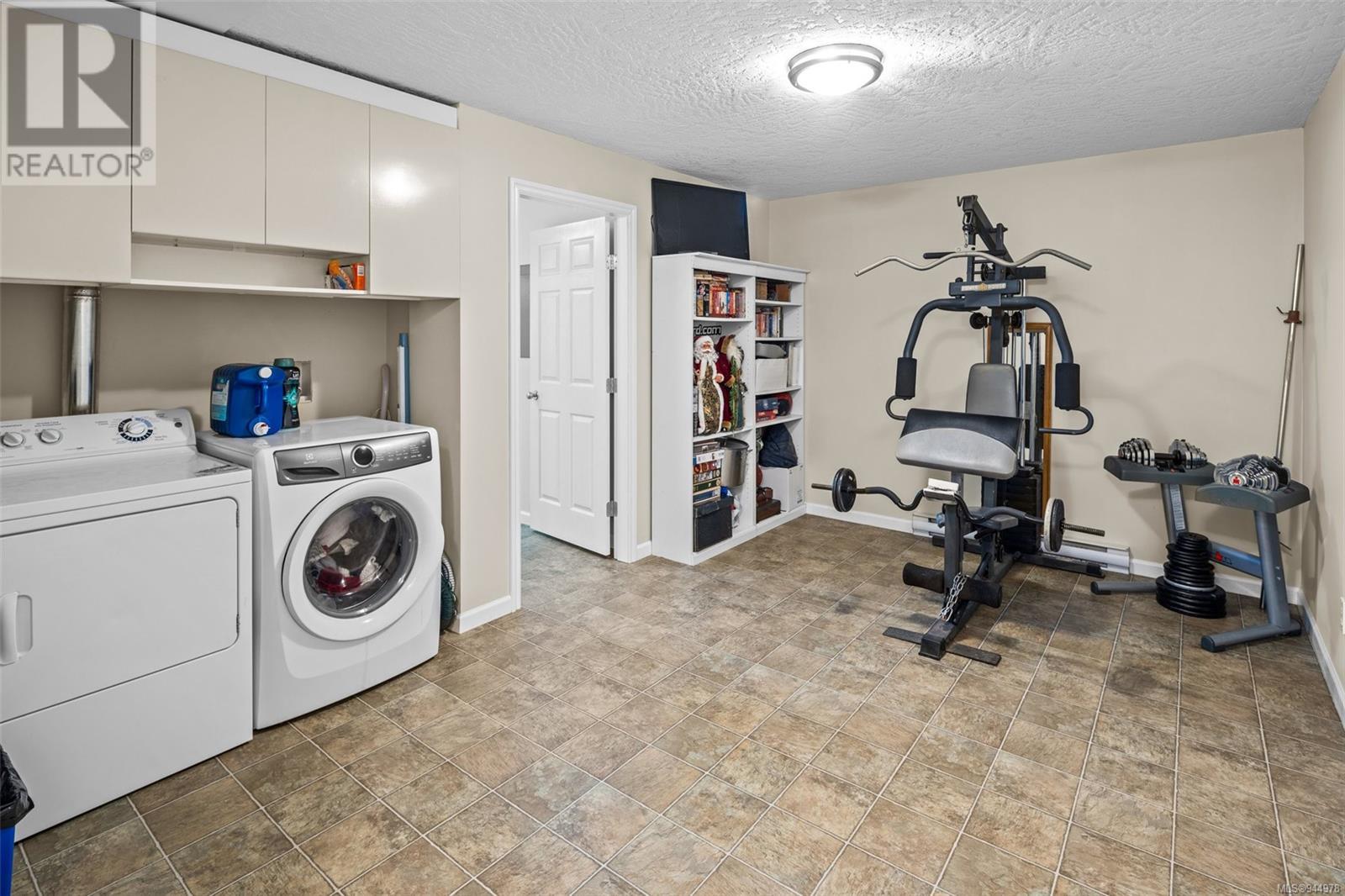 2523 Westview Terr
