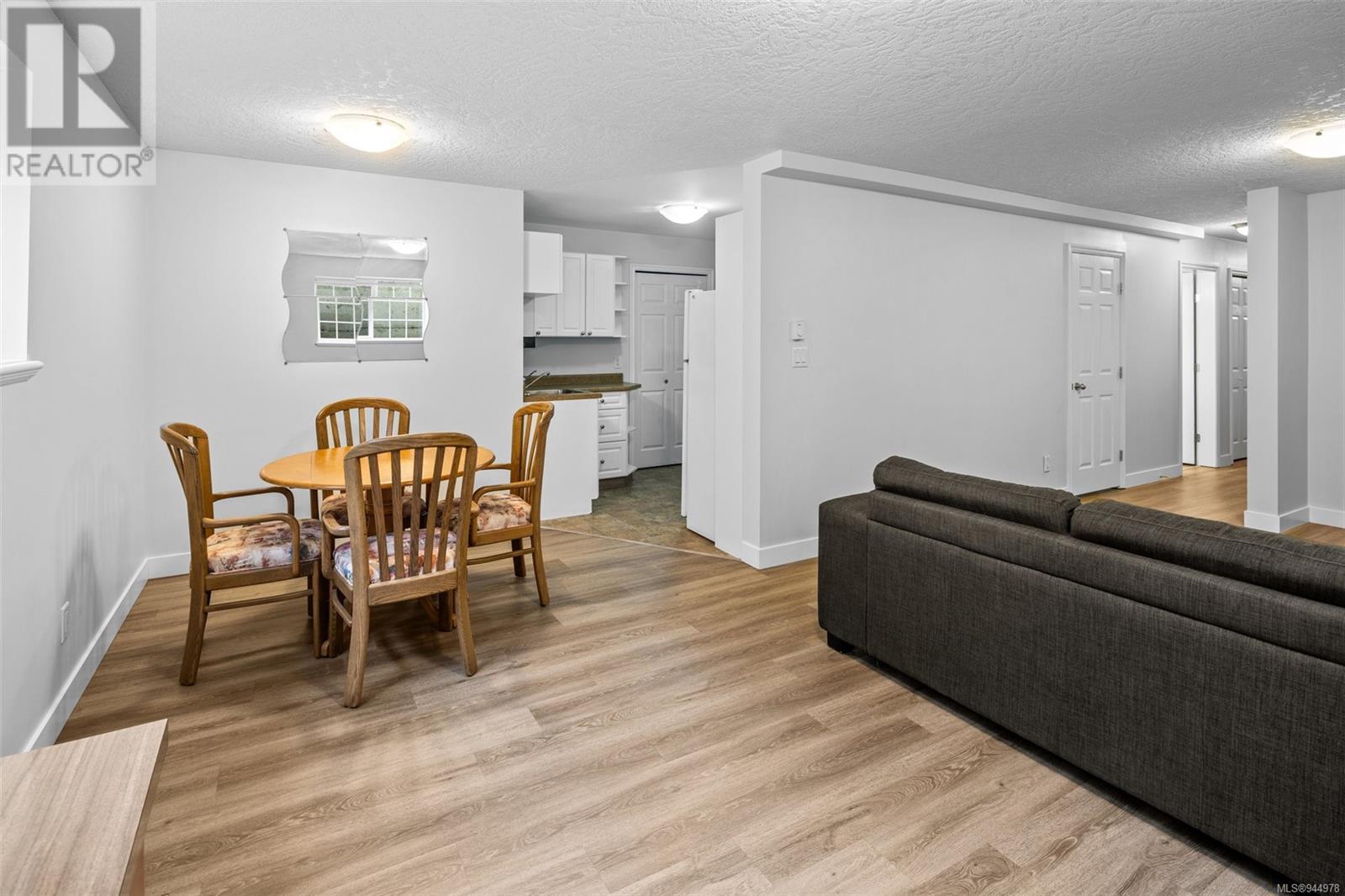 2523 Westview Terr