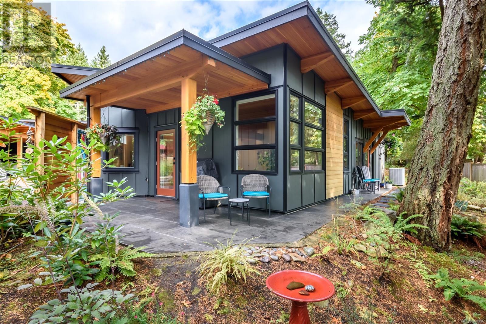 F 221 Glacier View Dr, #F