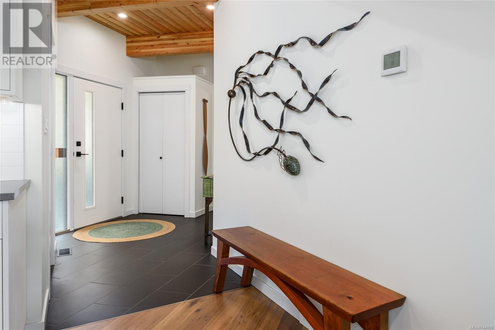 F 221 Glacier View Dr, #F