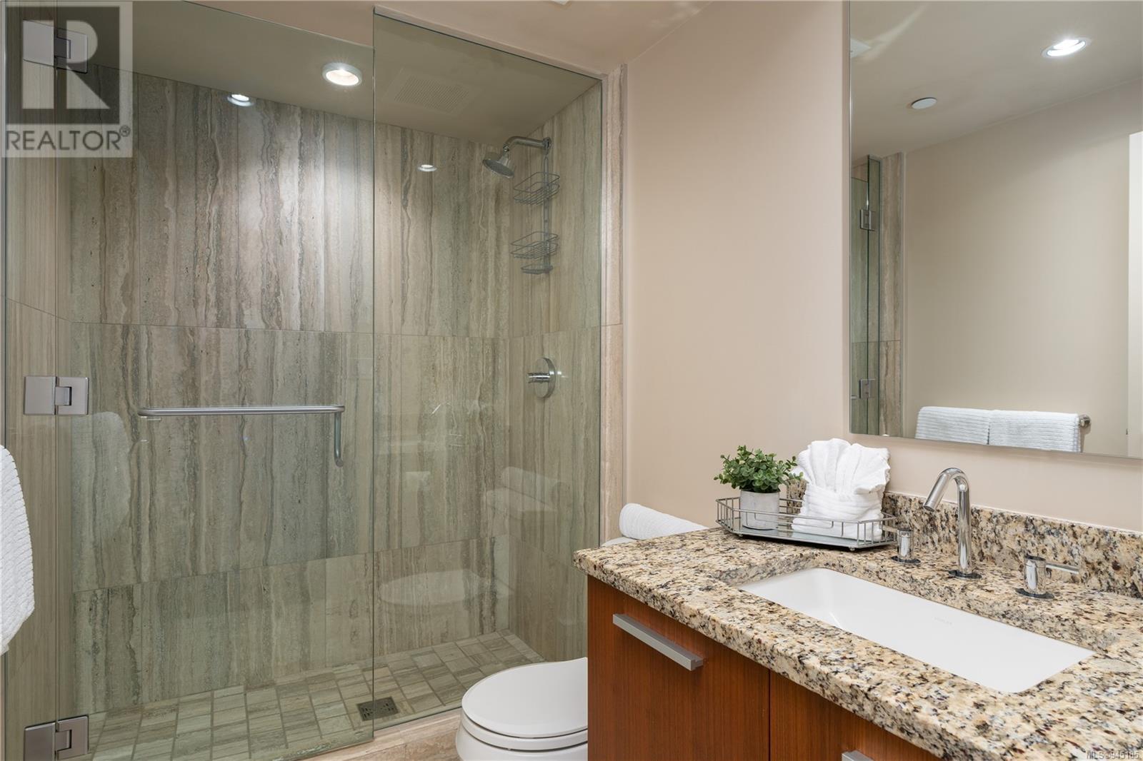 1406 707 Courtney St, #1406